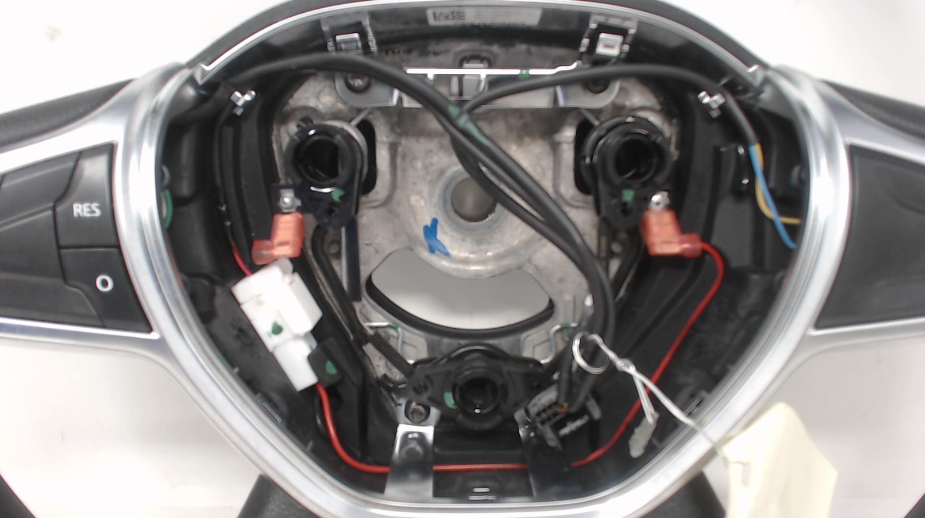 Volant DACIA DUSTER 2 PHASE 1 Diesel - 1