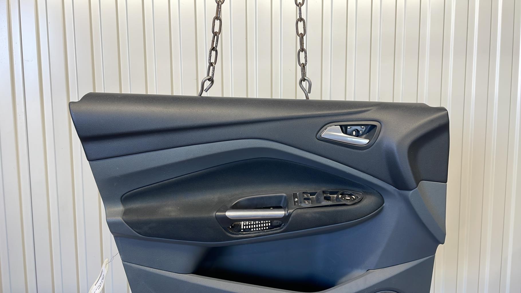 Panneau de porte avant gauche FORD C-MAX 2  - 1