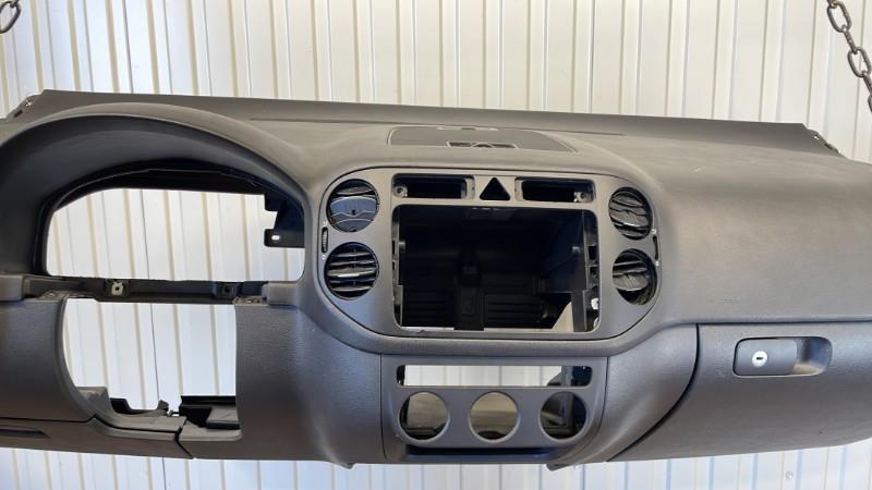 Tableau de bord VOLKSWAGEN GOLF PLUS PHASE 1 Diesel - 1