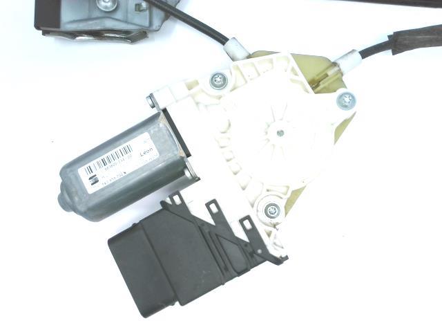 Leve vitre electrique arriere droit SEAT LEON 2 PHASE 1 Diesel - 1