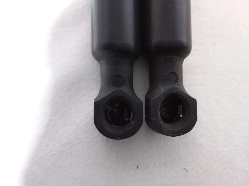 Verin de coffre RENAULT CLIO 4 PHASE 2 Diesel - 1