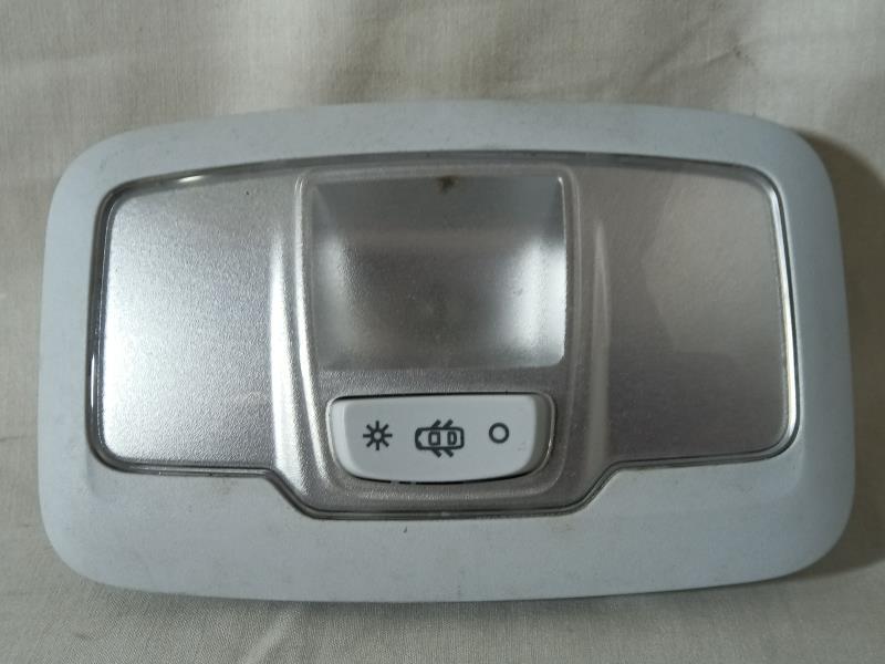 Eclairage de plafonnier PEUGEOT 308 2 PHASE 1 Diesel - 1