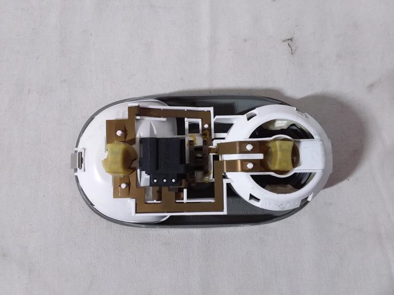 Eclairage de plafonnier RENAULT CLIO 2 PHASE 2 Essence - 1