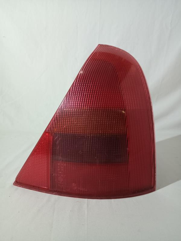 Feu arriere principal droit (feux) RENAULT CLIO 2 PHASE 1 Essence - 1
