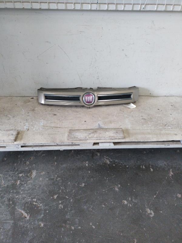 Calandre FIAT PANDA 2 PHASE 2 Essence - 1
