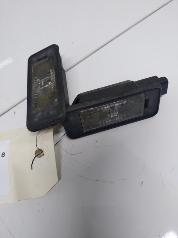 Eclairage de plaque PEUGEOT 308 2 PHASE 1 Diesel - 1