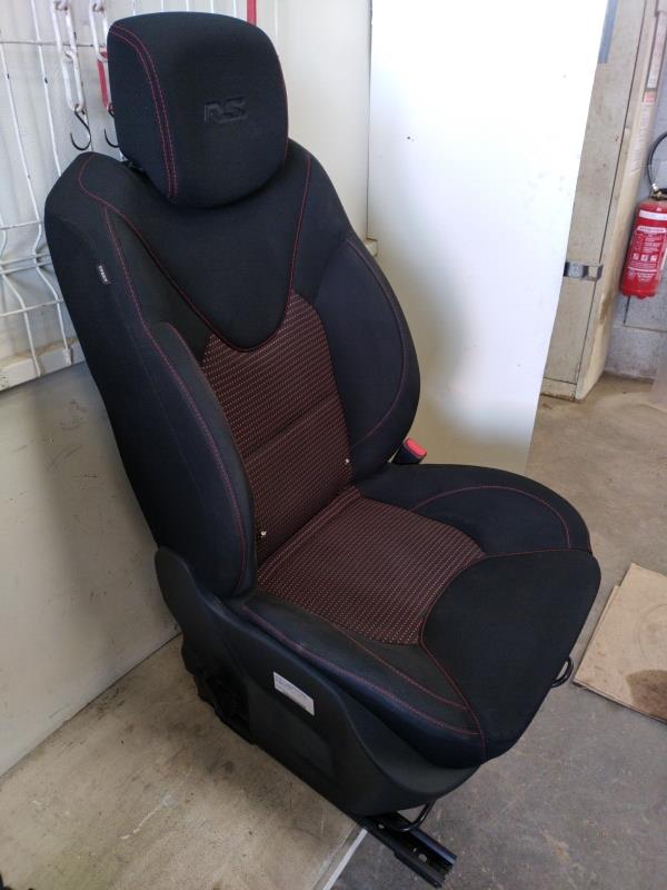 Siege avant droit RENAULT CLIO 4 PHASE 1 Diesel - 1