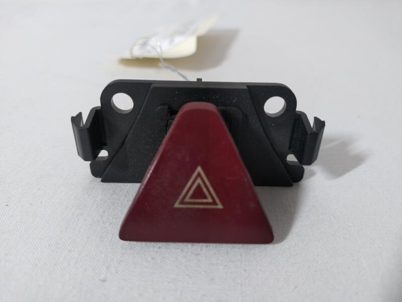 Bouton de warning PEUGEOT 307 PHASE 1 BREAK Diesel - 1