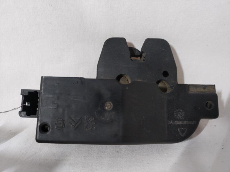Serrure de coffre PEUGEOT 307 PHASE 1 BREAK Diesel - 1
