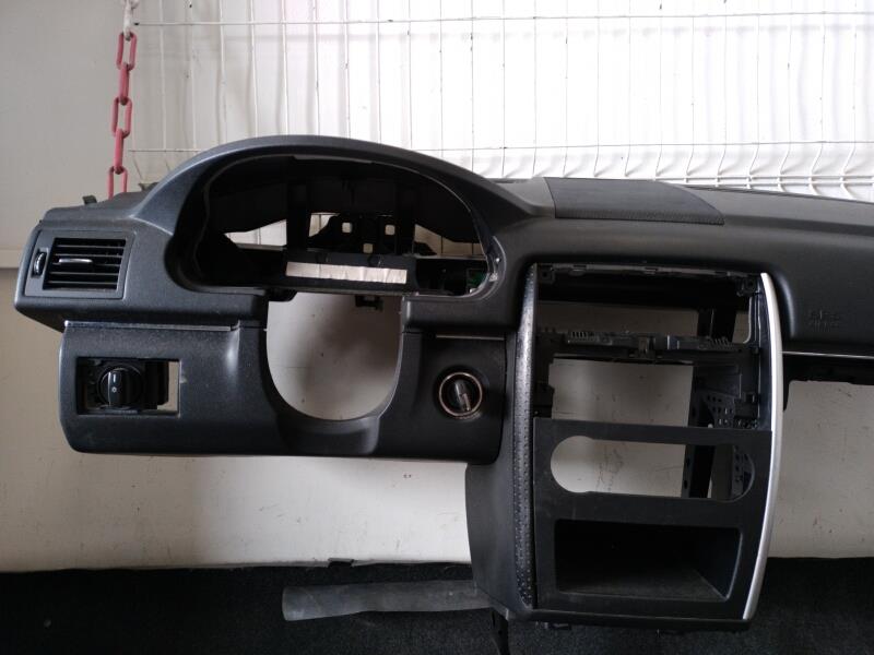 Tableau de bord MERCEDES CLASSE B 245 PHASE 1 Diesel - 1