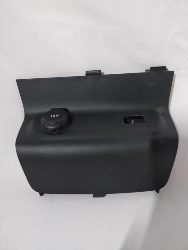 Allume cigare CITROEN C3 3 PHASE 1 Essence - 1