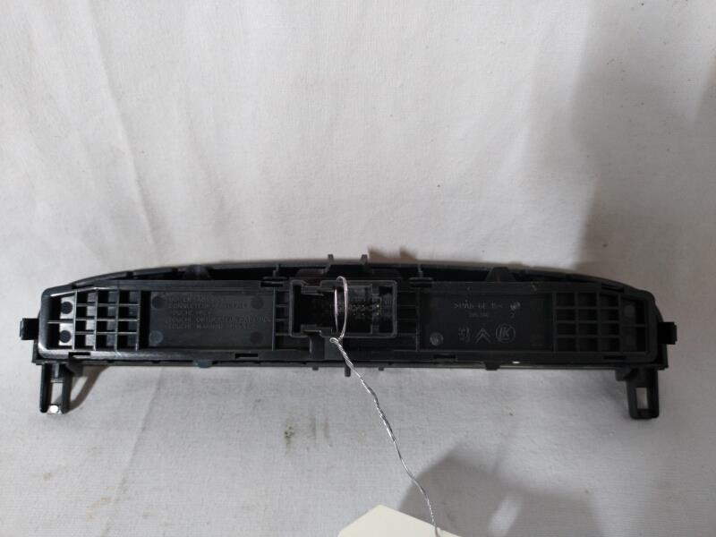 Bouton de warning PEUGEOT 308 1 PHASE 1 Diesel - 1