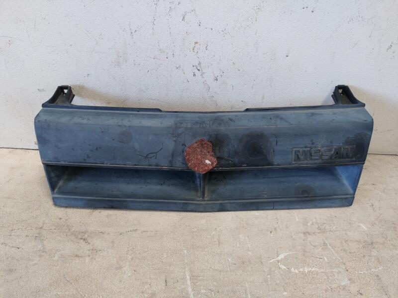 Calandre NISSAN SUNNY 2 COUPE Essence - 1