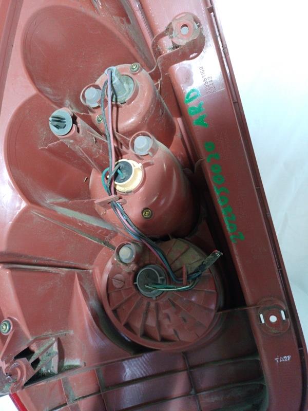 Feu arriere principal droit (feux) MAZDA 5 1 PHASE 1 Diesel - 1