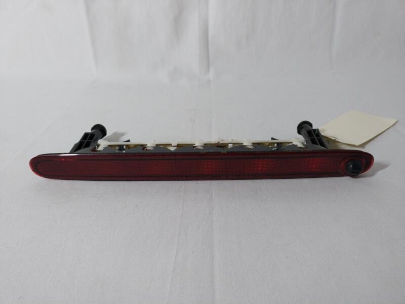 Feu arriere stop central SUZUKI SWIFT 3 Essence - 1