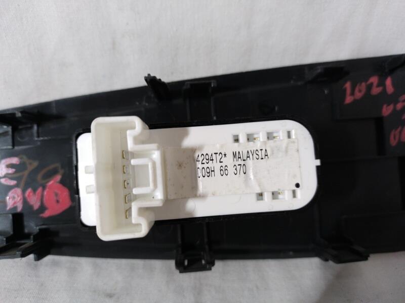 Interrupteur de leve vitre avant droit MAZDA 2 3 PHASE 1 Essence - 1