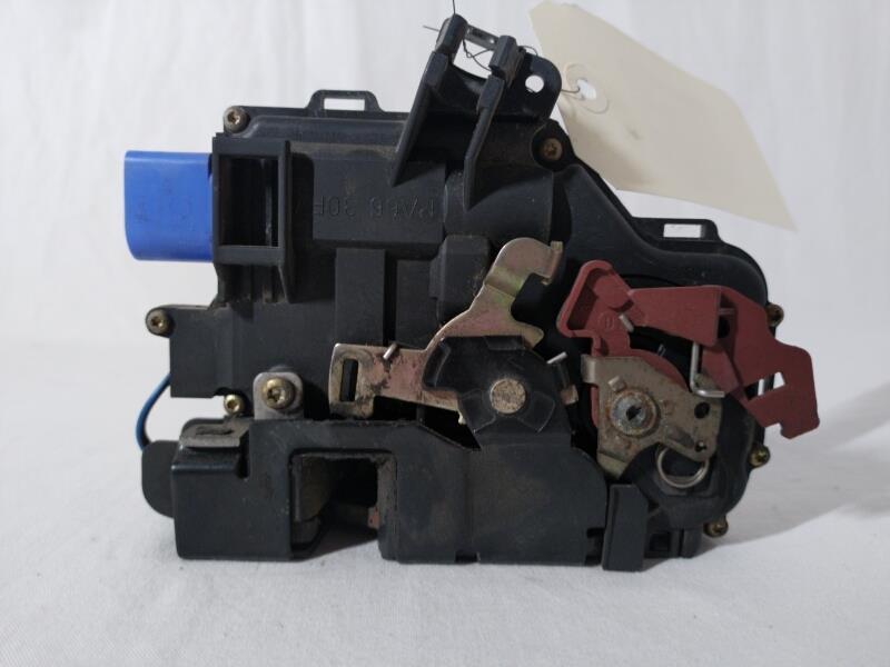 Serrure avant droit AUDI A3 2 PHASE 1 Diesel - 1