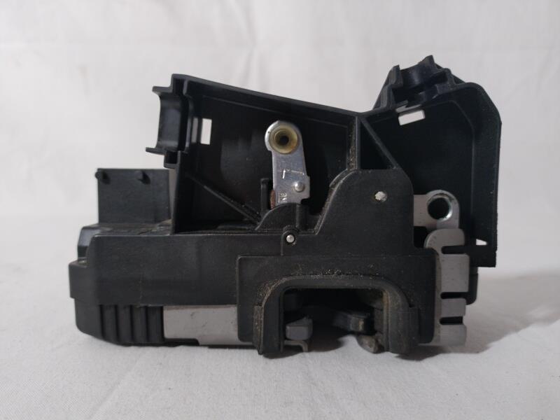 Serrure avant gauche OPEL ZAFIRA A PHASE 1 Diesel - 1