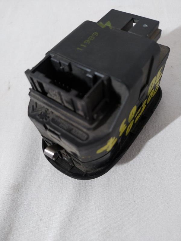 Interrupteur de leve vitre avant gauche CITROEN JUMPY 1 PHASE 2 Diesel - 1
