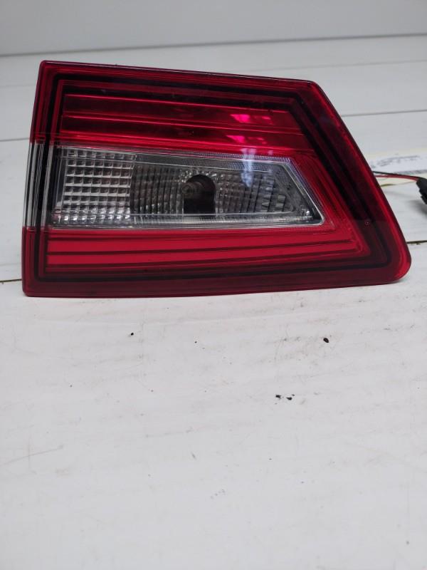 Feu arriere secondaire droit (feux) RENAULT CLIO 4 PHASE 2 Essence - 1