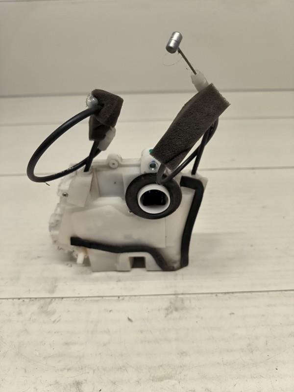 Serrure arriere droit HONDA INSIGHT 2 Essence/Hybride - 1