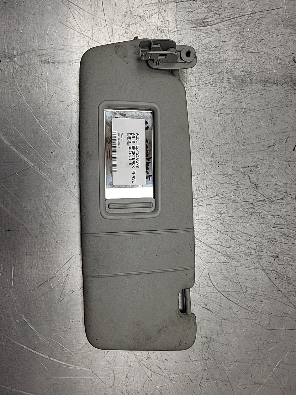 Pare soleil gauche AUDI A3 2 SPORTBACK PHASE 2 Diesel - 1