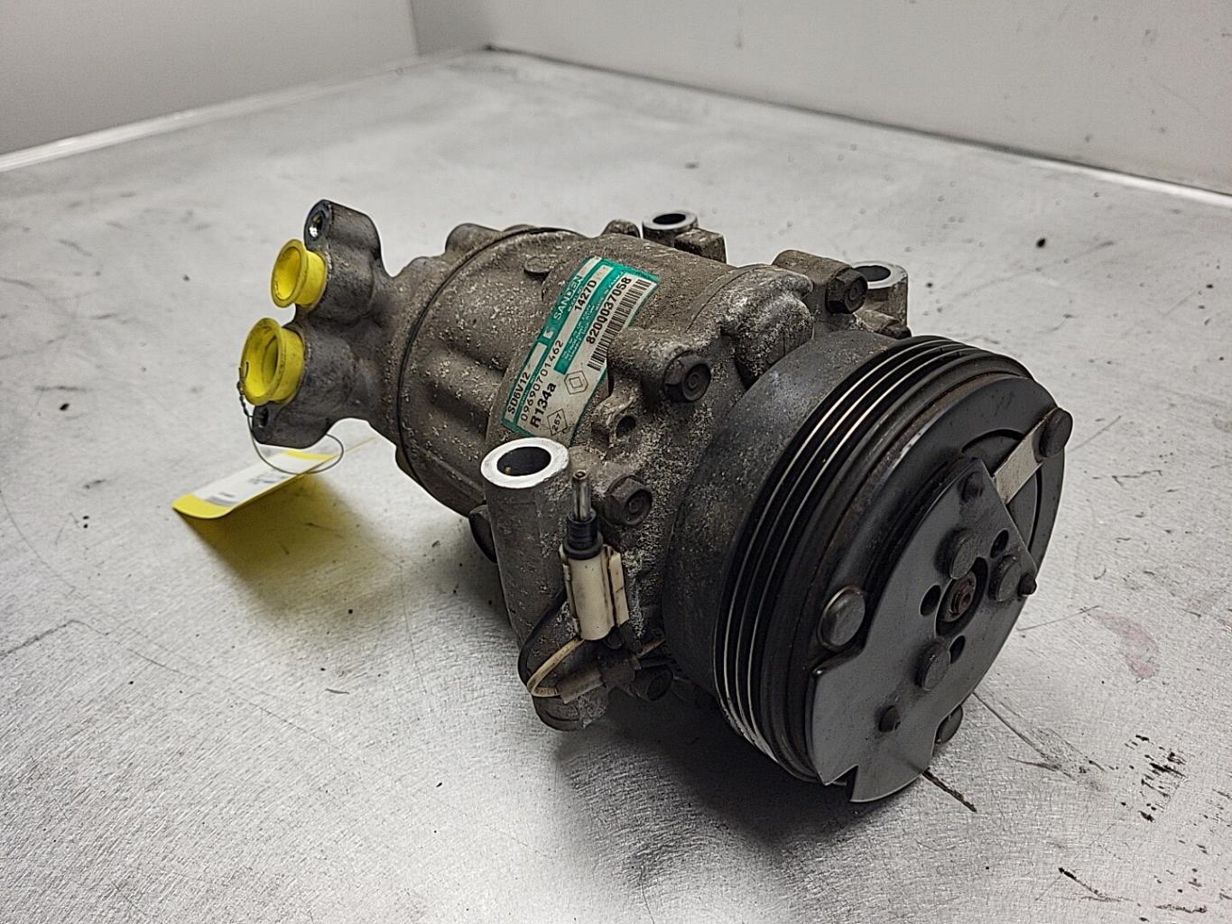 Compresseur clim RENAULT CLIO 2 PHASE 2 Essence - 1