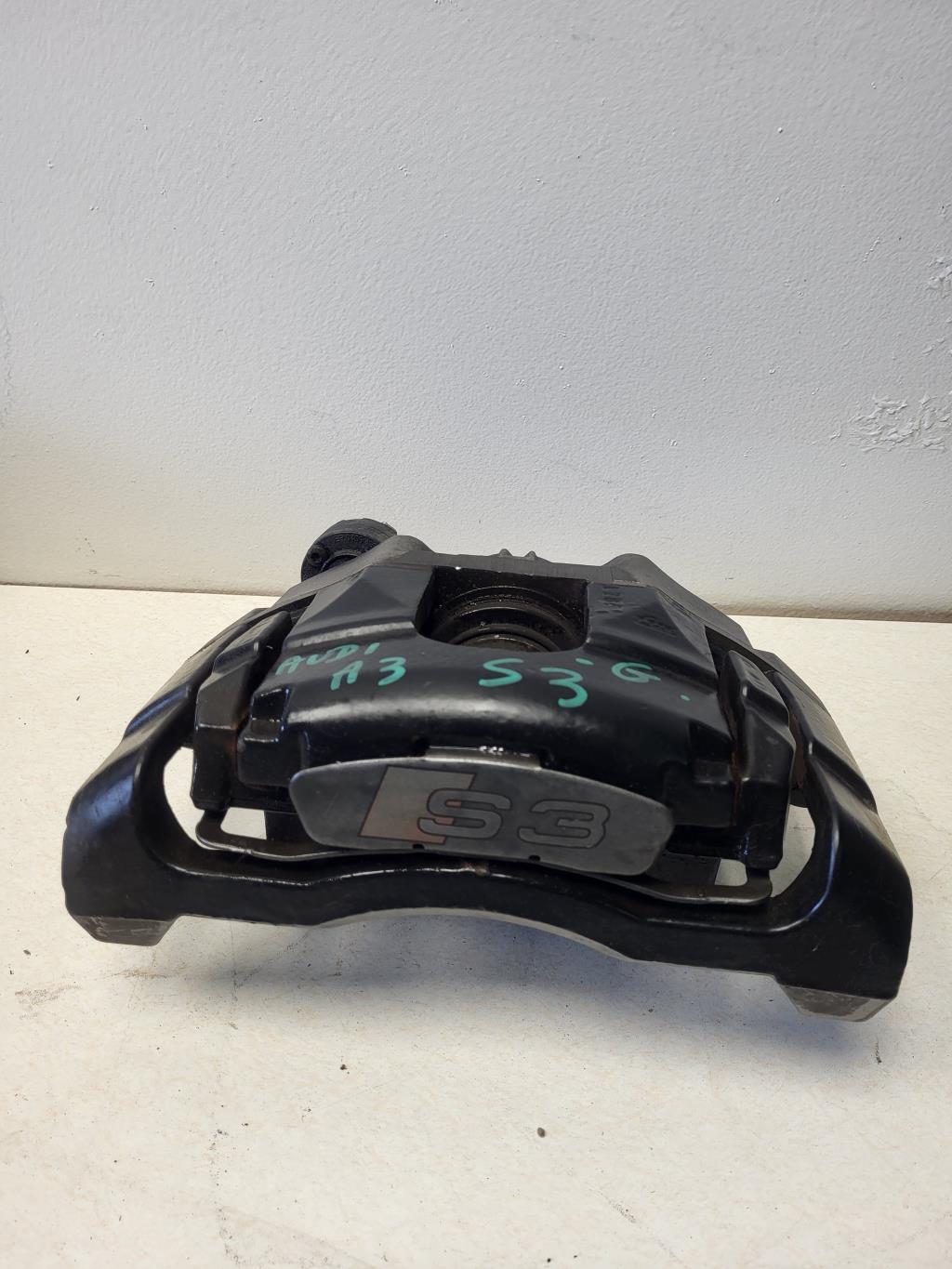 Etrier avant droit (freinage) AUDI A3 2 S3 PHASE 2 Essence - 1