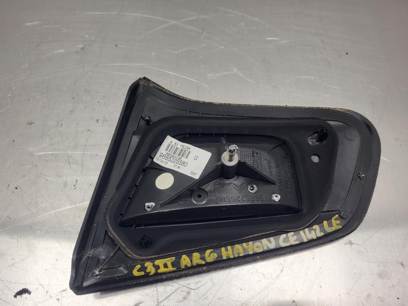Feu factice arriere gauche CITROEN C3 2 PHASE 1 Diesel - 1