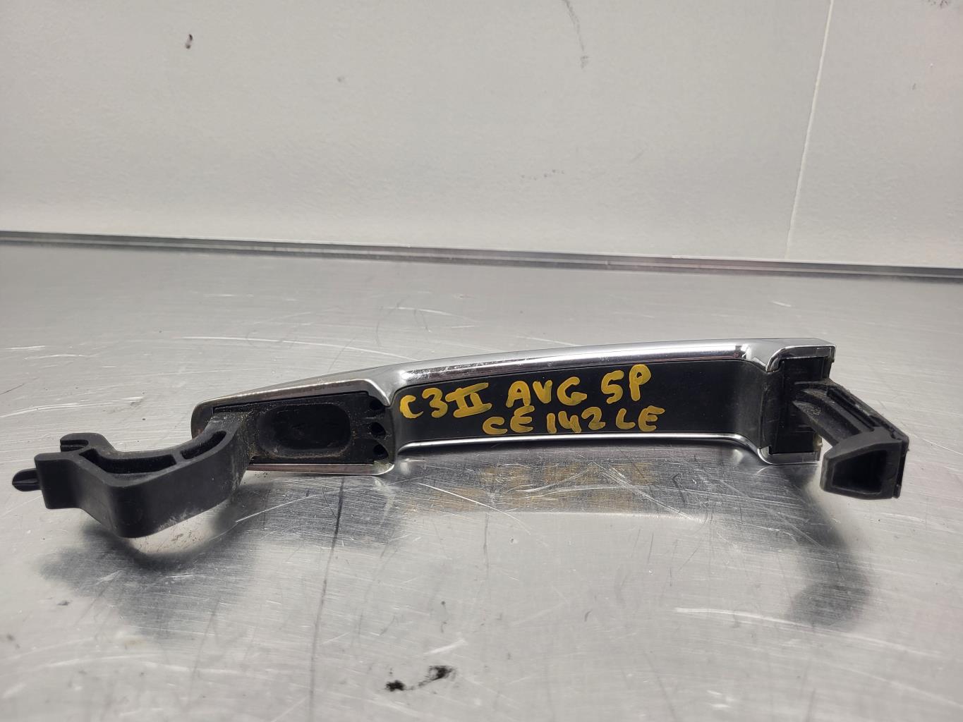 Poignee porte avant gauche CITROEN C3 2 PHASE 1 Diesel - 1