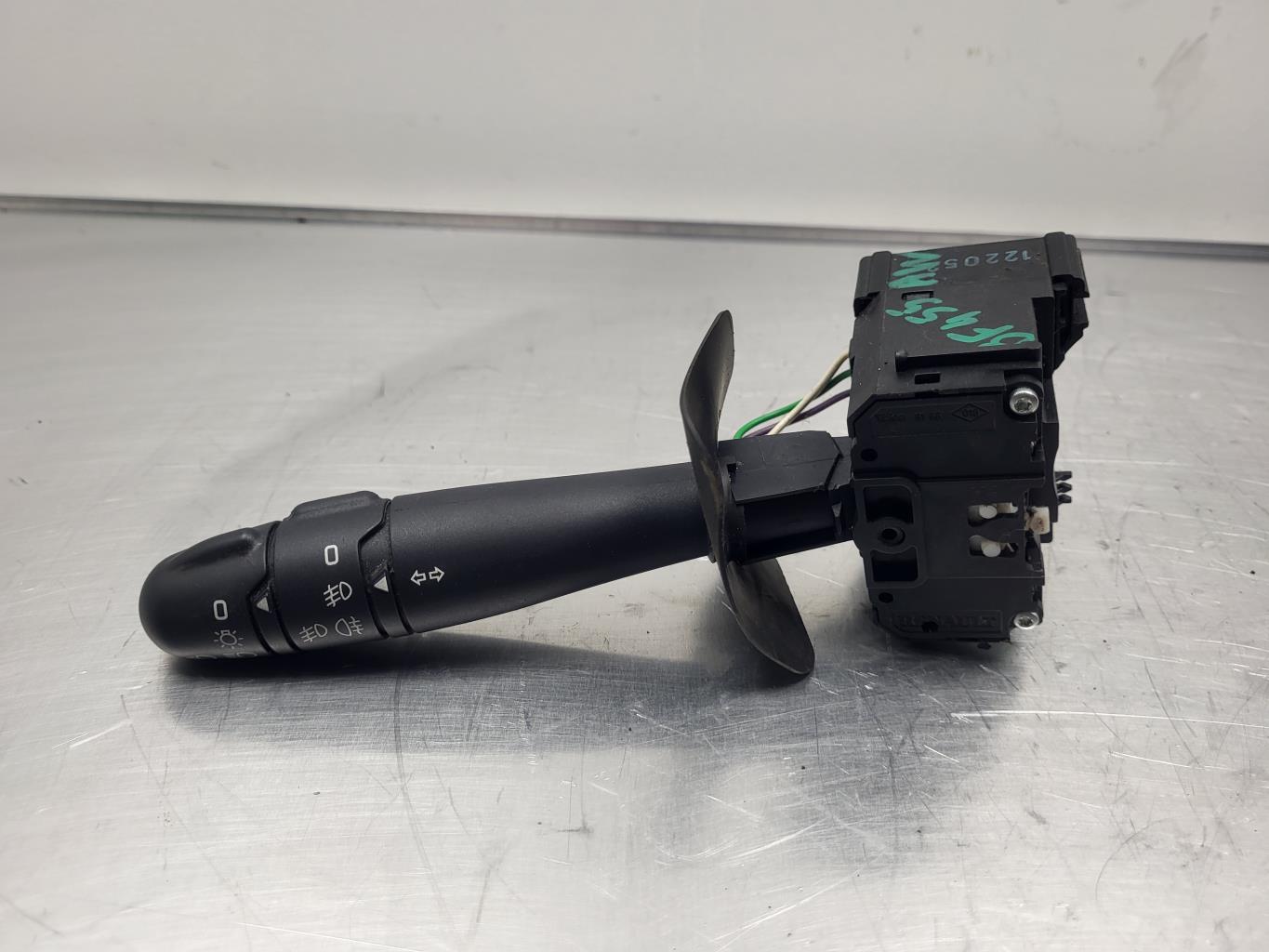 Commodo phare RENAULT CLIO 2 PHASE 2 Essence - 1