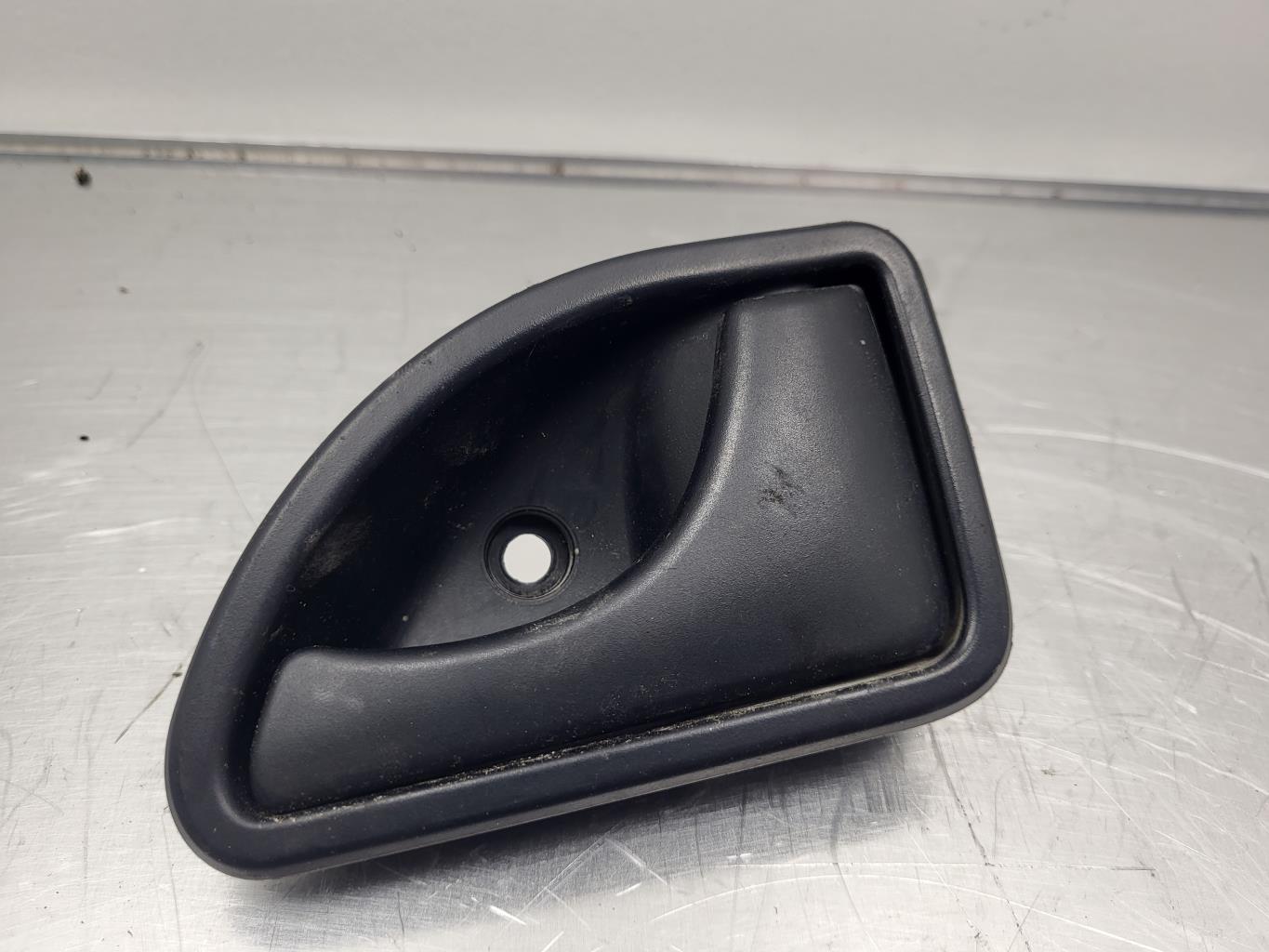 Poignee interieur avant droit RENAULT KANGOO 1 PHASE 2 Diesel - 1