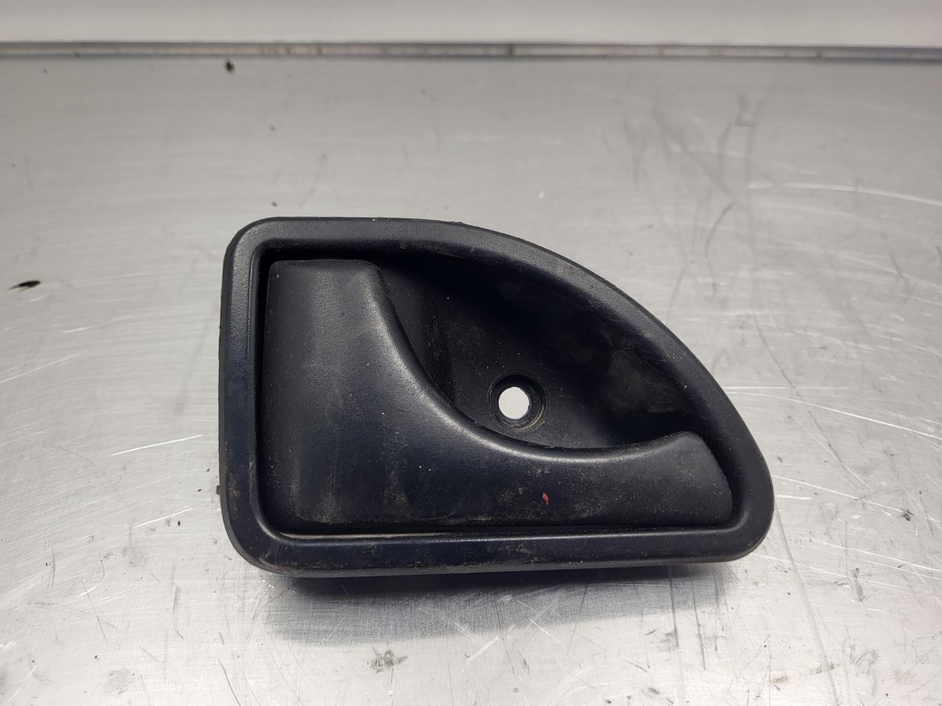 Poignee interieur avant gauche RENAULT KANGOO 1 PHASE 2 Diesel - 1