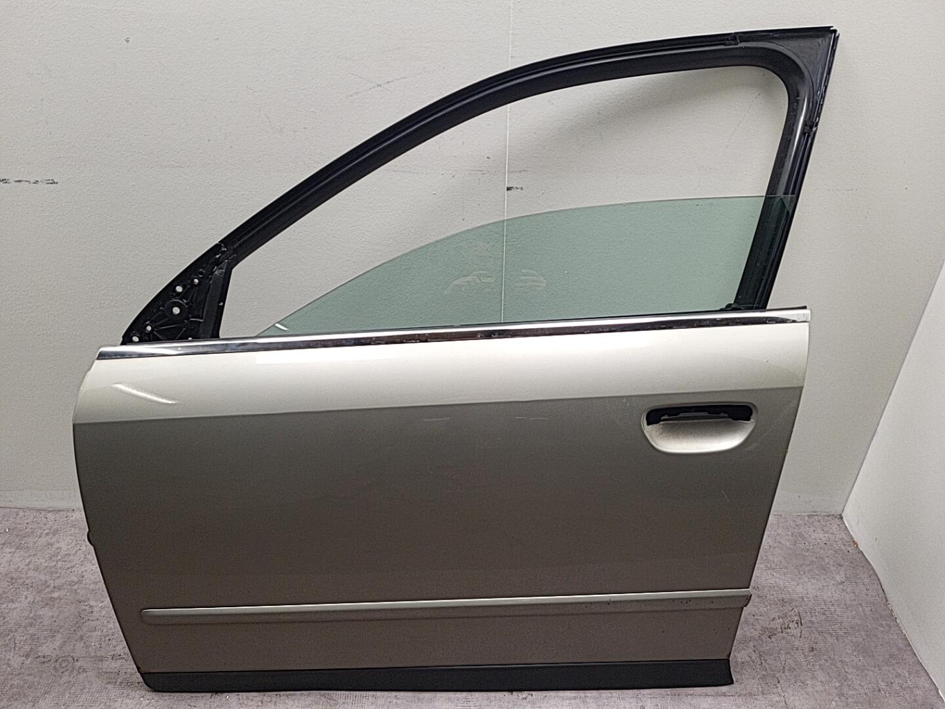 Porte avant gauche AUDI A4 2 PHASE 1 Diesel - 1