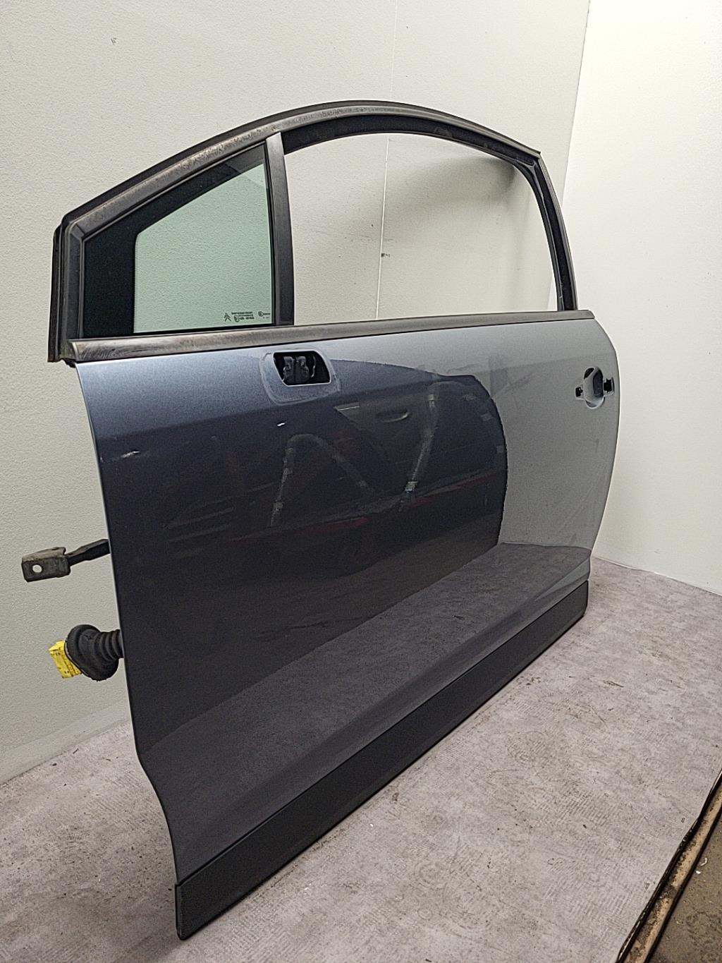 Porte avant gauche CITROEN C4 1 PHASE 1 COUPE Essence - 1