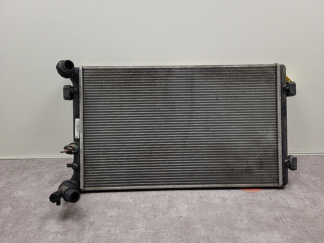 Radiateur eau AUDI A3 1 PHASE 1 Essence - 1