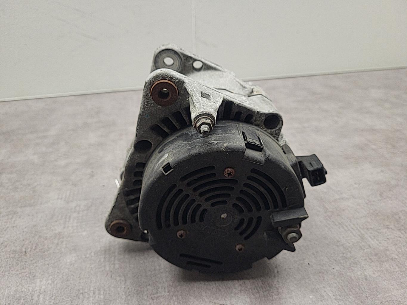 Alternateur AUDI A3 1 PHASE 1 Essence - 1