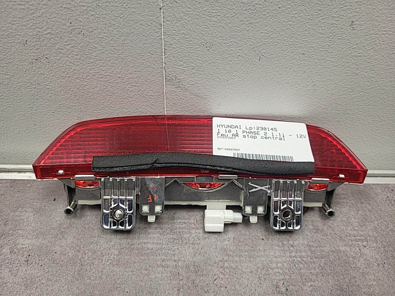 Feu arriere stop central HYUNDAI I 10 1 PHASE 2 Essence - 1