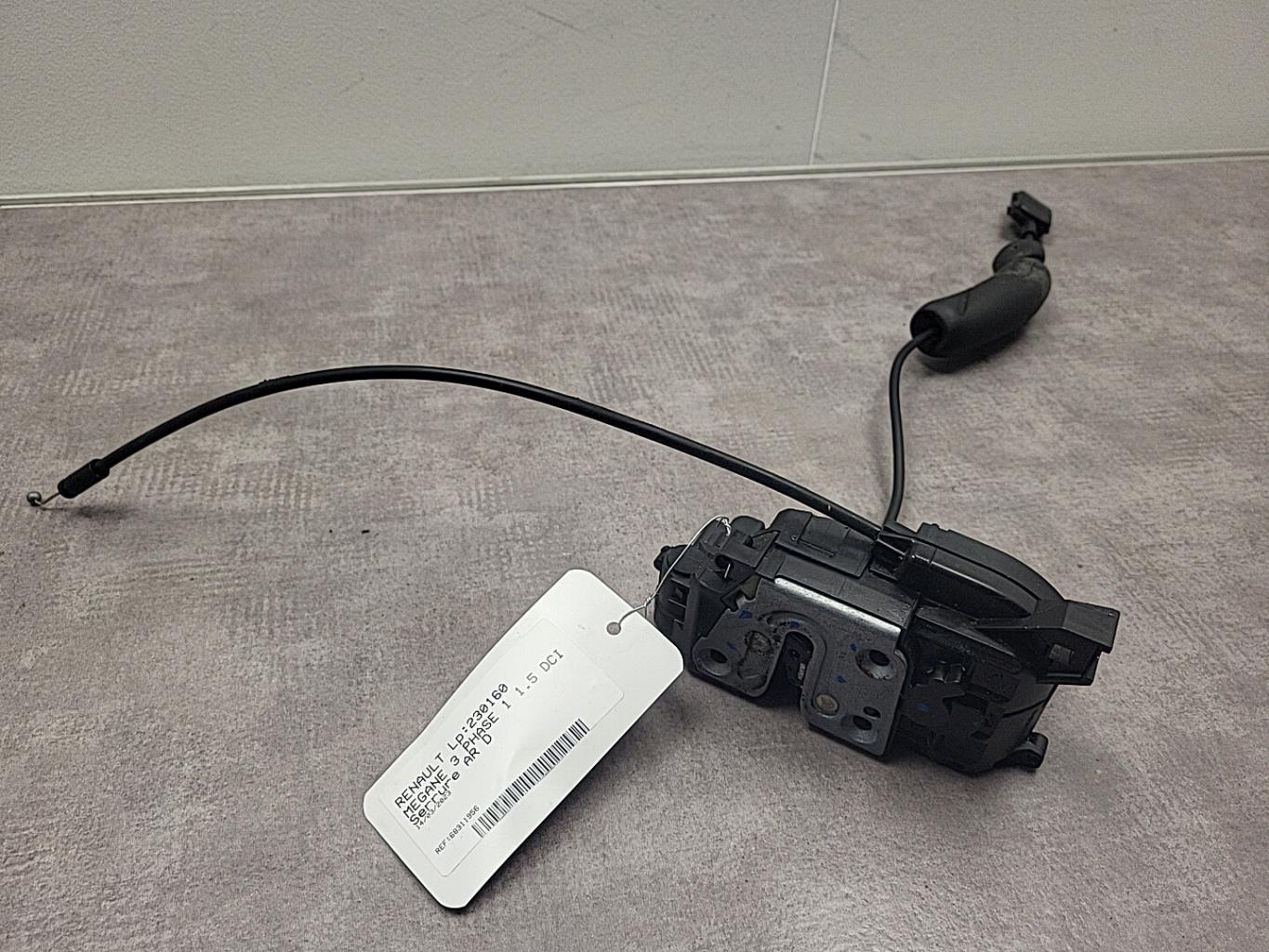 Serrure arriere droit RENAULT MEGANE 3 PHASE 1 Diesel - 1