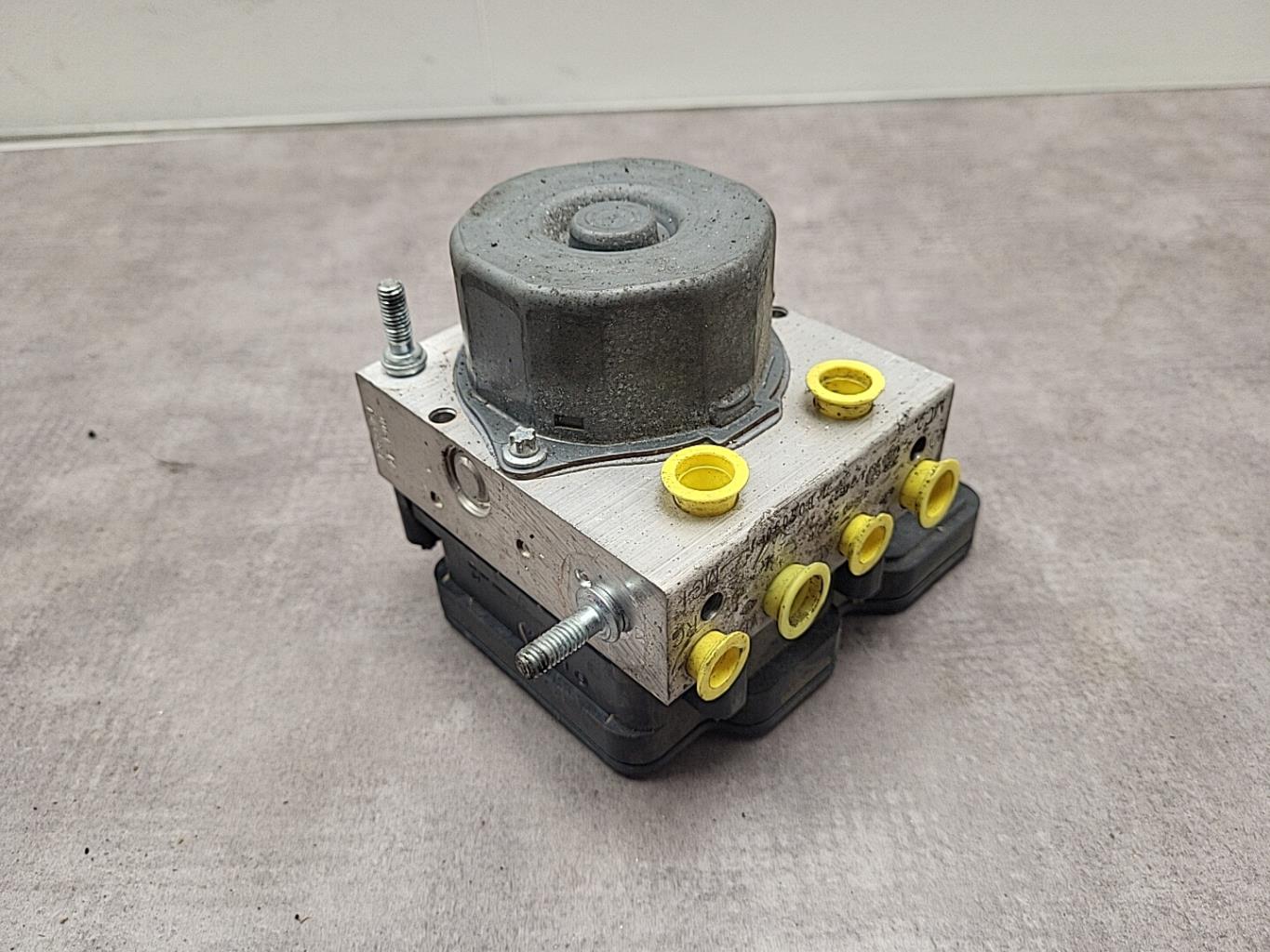 Bloc ABS (freins anti-blocage) RENAULT CLIO 4 PHASE 1 Diesel - 1