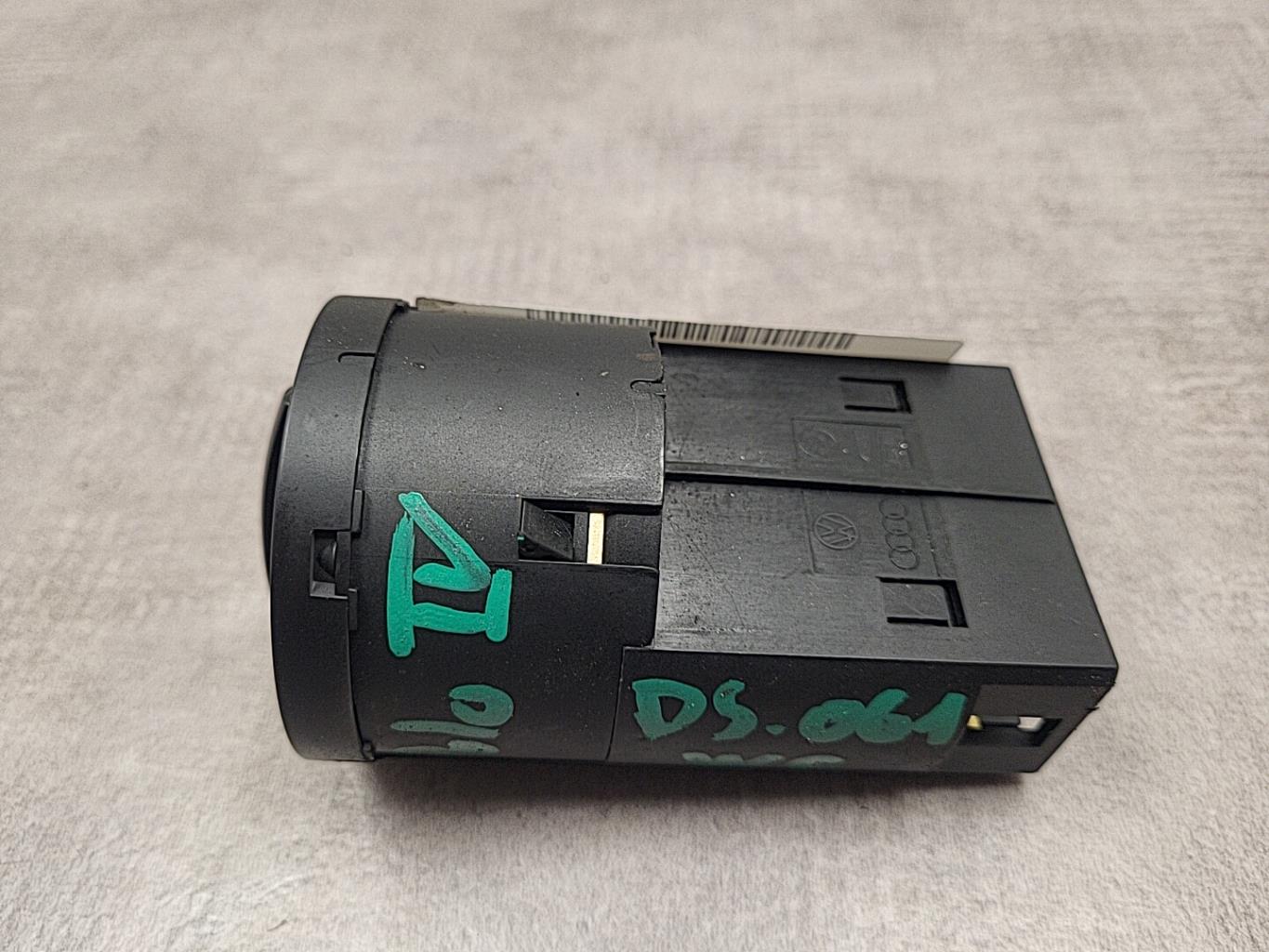 Commande de phare VOLKSWAGEN POLO 4 PHASE 2 Diesel - 1