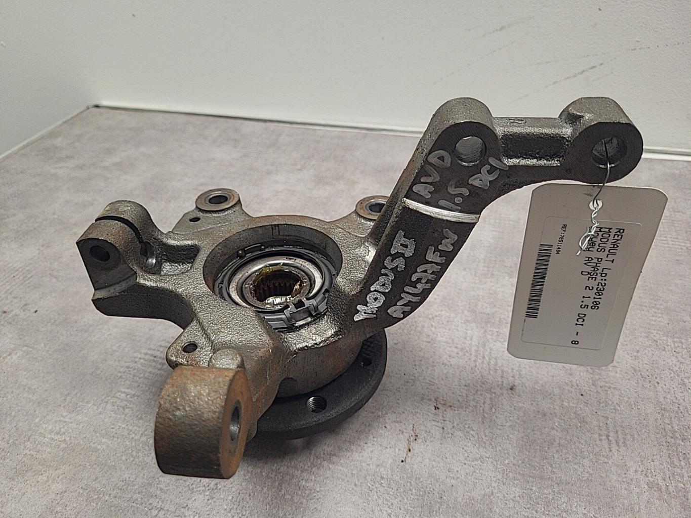 Moyeu avant droit RENAULT MODUS PHASE 2 Diesel - 1