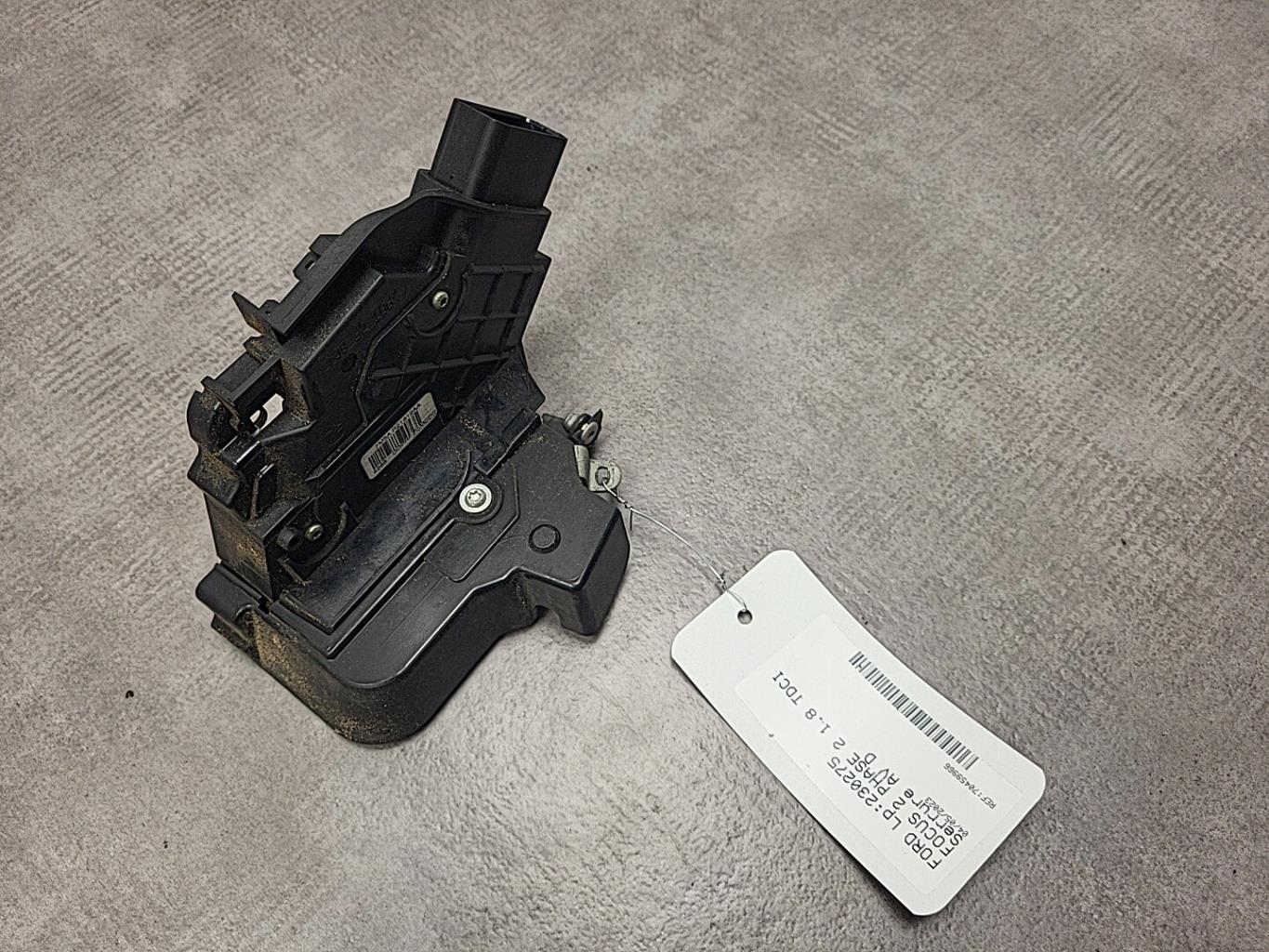 Serrure avant droit FORD FOCUS 2 PHASE 2 Diesel - 1