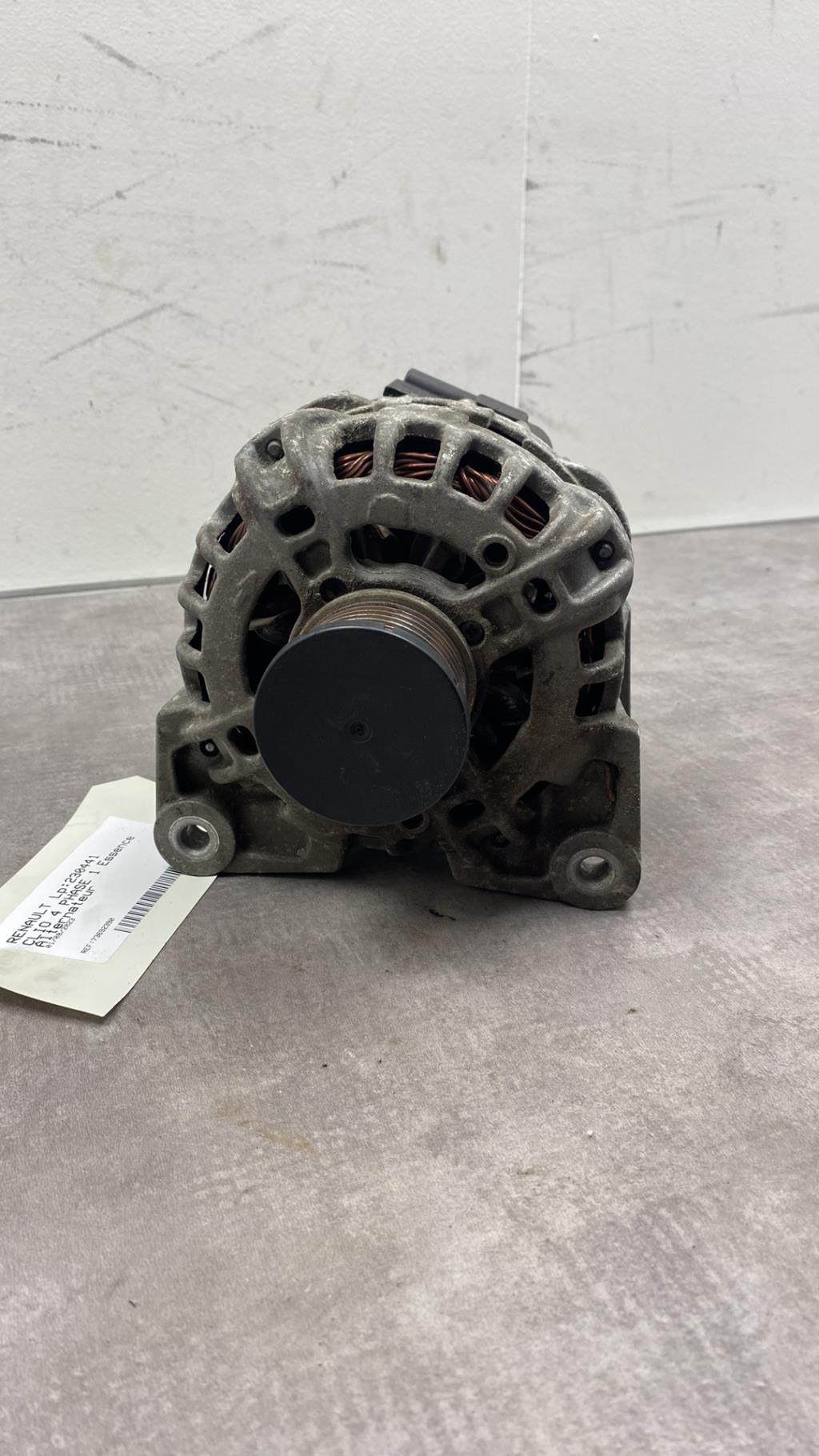 Alternateur RENAULT CLIO 4 PHASE 1 Essence - 1
