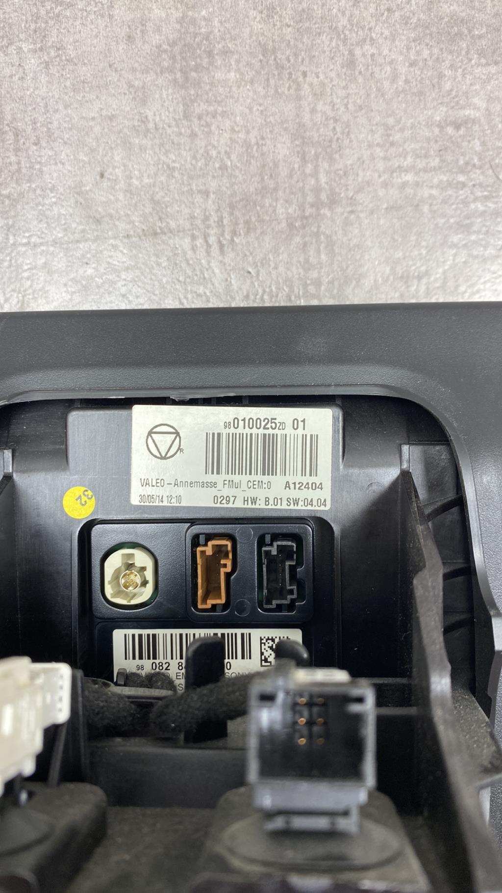 Autoradio d'origine CITROEN C4 CACTUS Diesel - 1