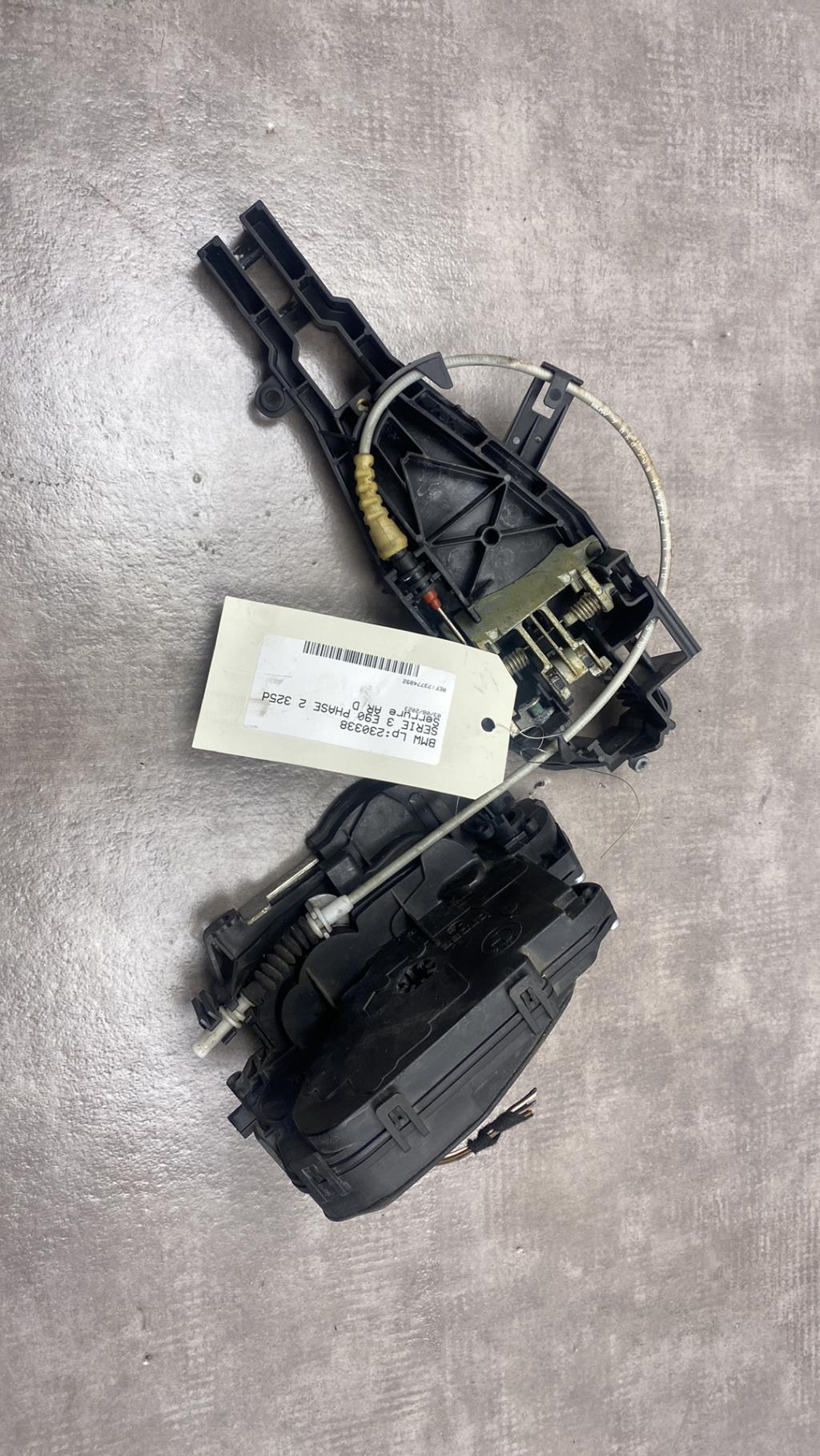 Serrure arriere droit BMW SERIE 3 E90 PHASE 2 Diesel - 1