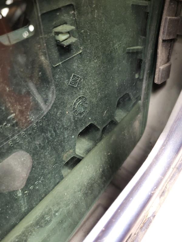 Porte avant droit RENAULT CLIO 2 PHASE 2 Essence - 1