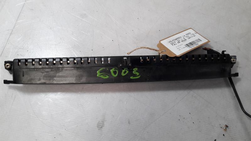 Feu arriere stop central VOLKSWAGEN GOLF 4 Diesel - 1