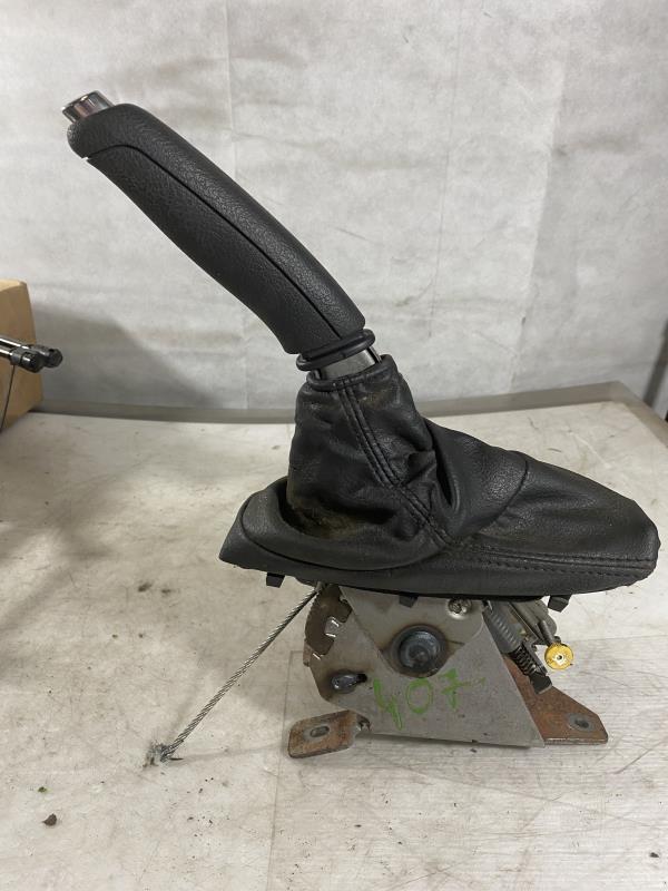 Levier frein à main PEUGEOT 407 PHASE 1 Diesel - 1