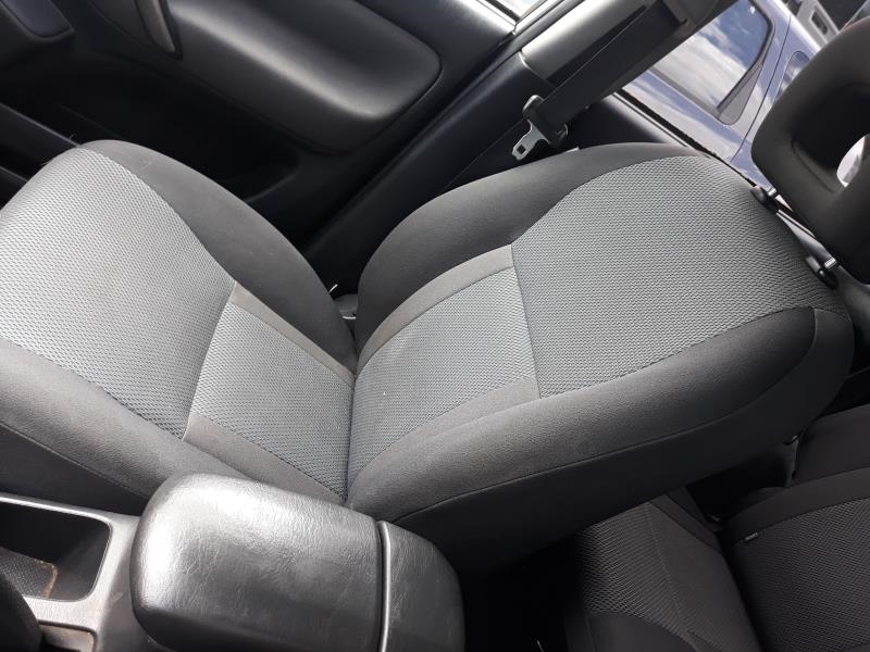 Siege avant droit TOYOTA RAV4 2 PHASE 2 Diesel - 1